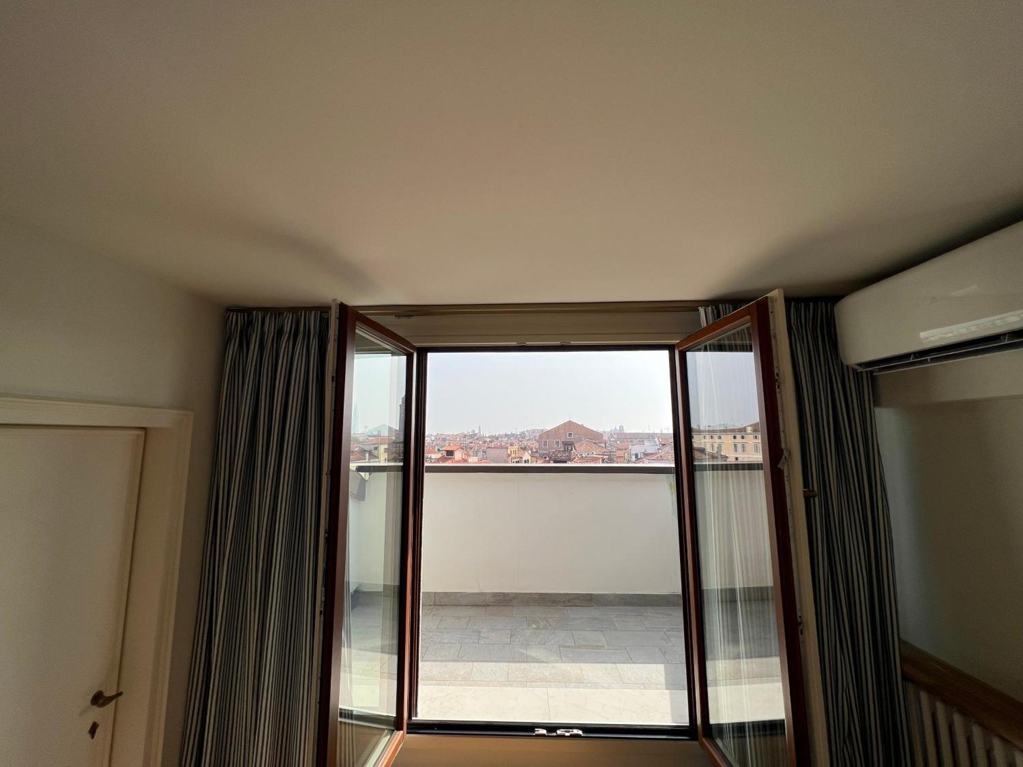 Attico Canal Grande A Palazzo Contarini Corfu Venecia Exterior foto